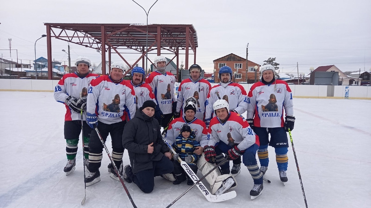 Хоккеисты. Городская Лыжня. Коллектив Тюменского.